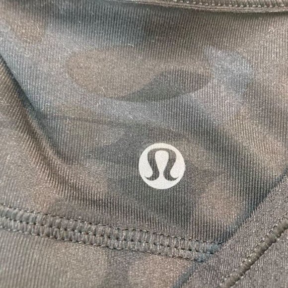 LULULEMON No Limits Tank-Black / Savasana Camo - Picture 6 of 8